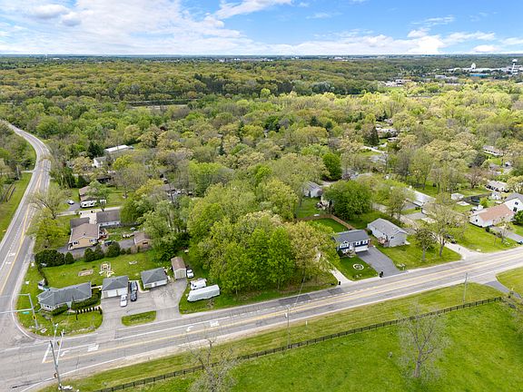 4th image of 1107 Main Street Rd