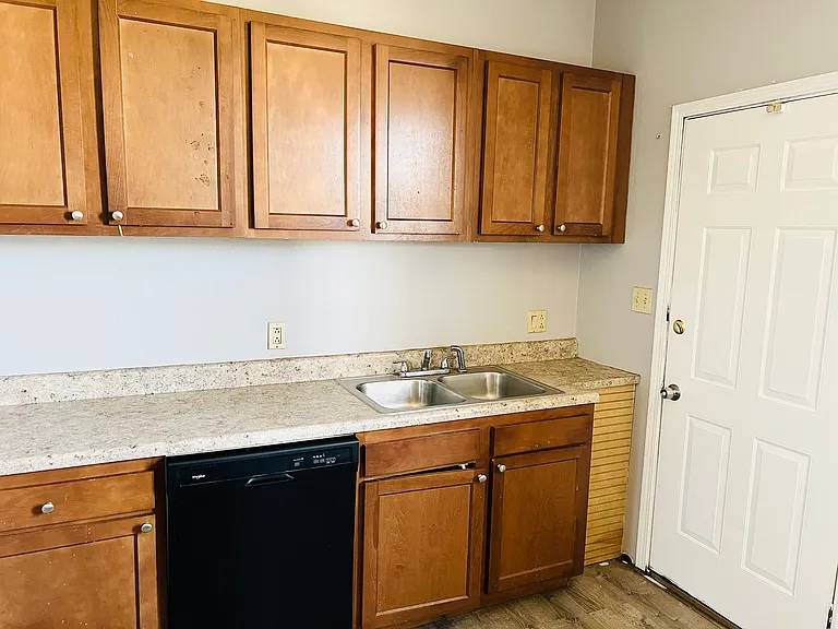 1109 Walton Ave #5 — Photo 7