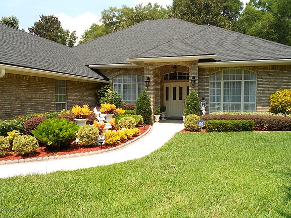 3rd image of 2279 Stockton Dr