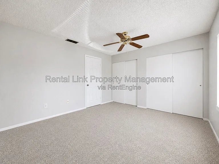 2709 Hidden Lake Blvd #C — Photo 11