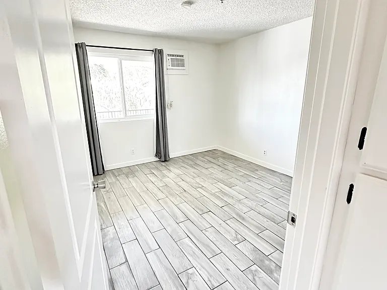26430 San Jacinto St #8 — Photo 8