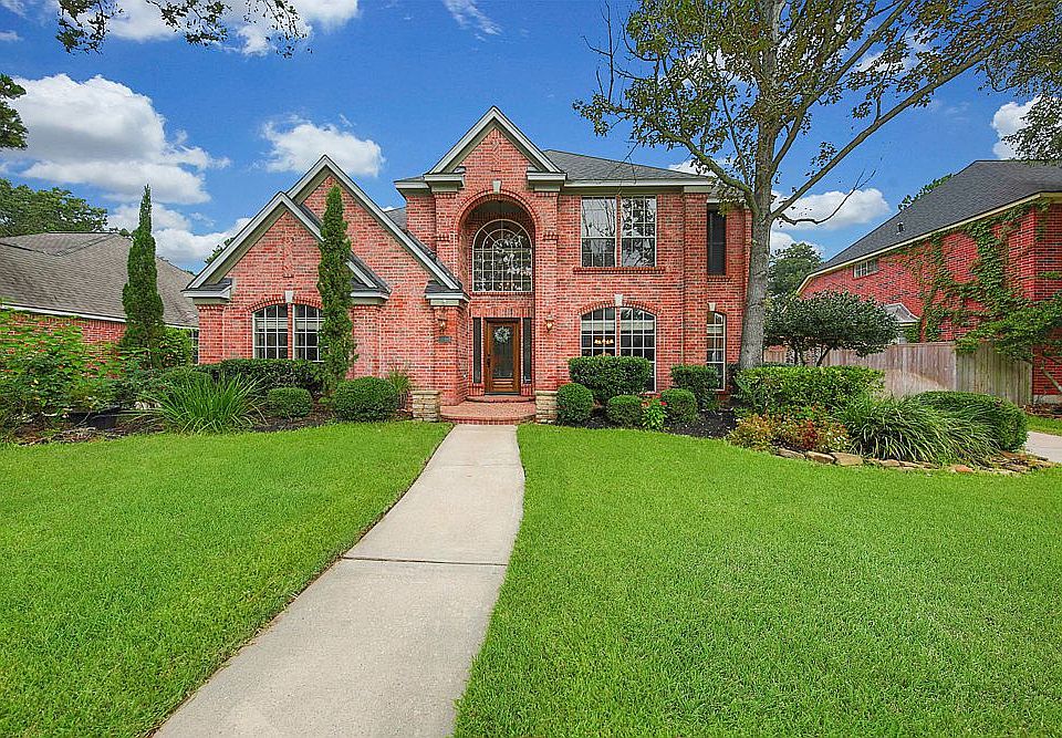 1st image of 3511 Valley Chase Dr