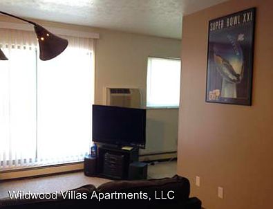 2nd image of 17805 Lake Shore Blvd APT 208