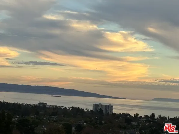 1271 Monument St, Pacific Palisades, CA 90272