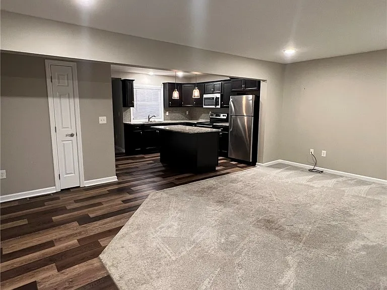 99 Mackall Dr — Photo 2