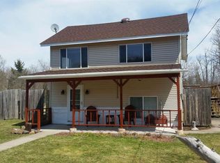 2876 Hutchinson Rd, Duluth, MN 55811