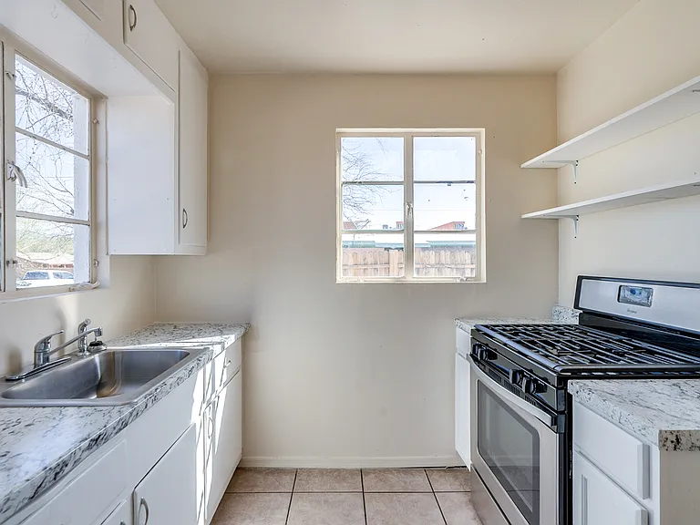 3206 E Bellevue St — Photo 8
