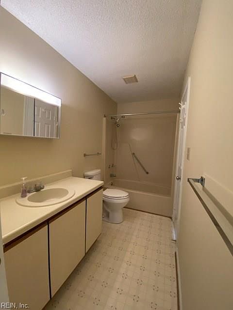 1st image of 5414 Skalak Dr