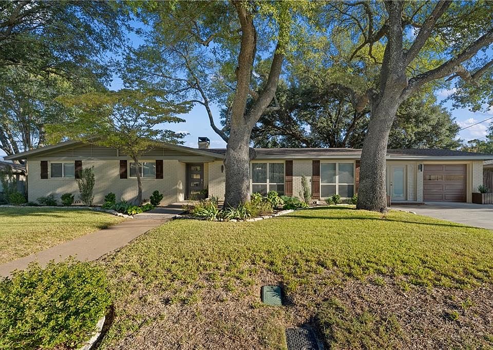 1st image of 2621 Mountainview Dr