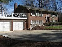 1st image of 528 Canterbury Dr