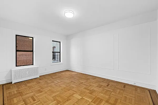 Sold by Oxford Property Group | media 6