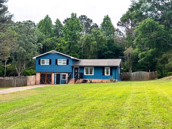 103 Lee Rd