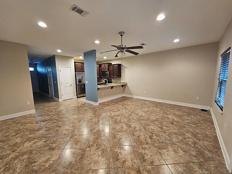 2127 Wilsons Plover Cir — Photo 9