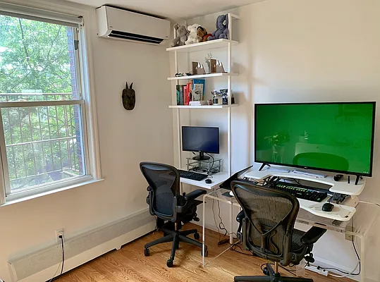 Rented by Northside Plaza Inc. | media 15