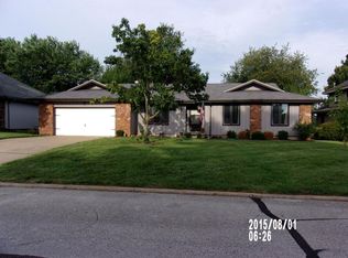 3730 S Franklin Ave, Springfield, MO 65807