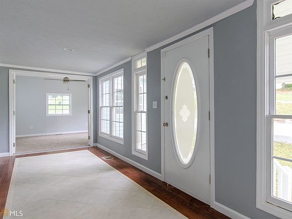 4th image of 218 Greensprings Dr
