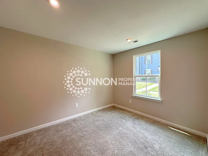 1210 Ashbury St — Photo 4