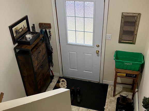 4th image of 366 Saint Peters Rd