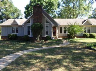 9 Hillmont Cv, Jackson, TN 38305