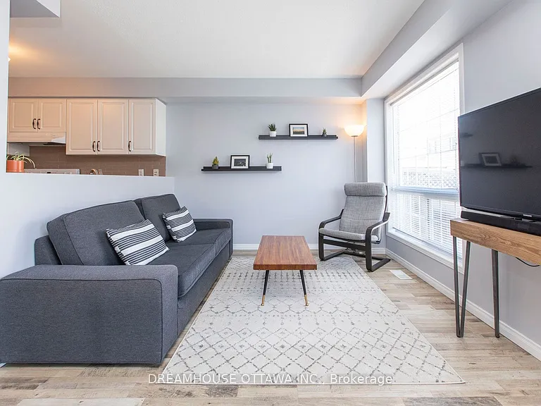 158 Patriot Pl — Photo 13