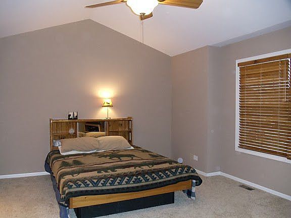 2nd image of 150 Sherwood Ct