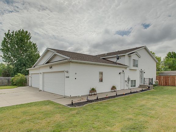 2nd image of 3260 35th Ave S