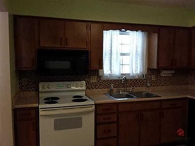 5th image of 4236 Southgate Dr