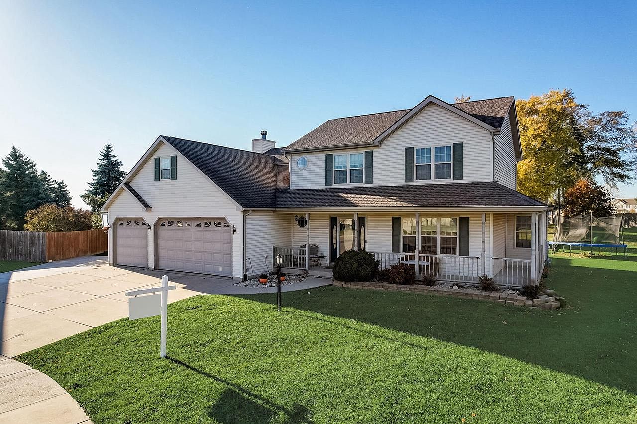 8824 Foxhaven Chse, Sturtevant, WI 53177 Zillow