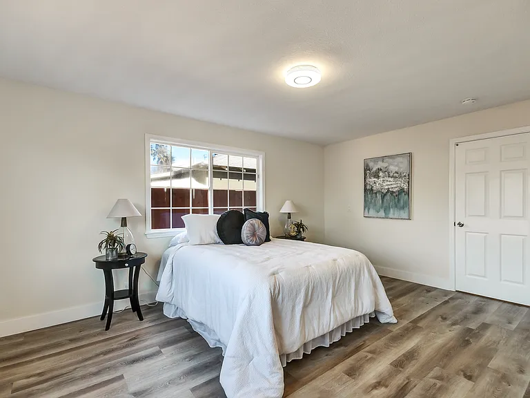 147 Wisteria Dr — Photo 22