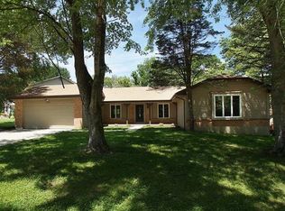 2026 Cedarmill Dr, Chesterfield, MO 63017