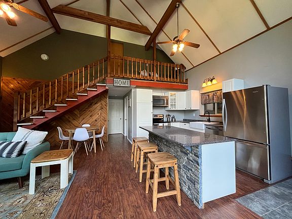 Living space and the kitchen