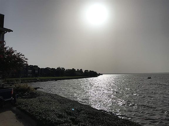 3rd image of 35 Lake Barnett Dr