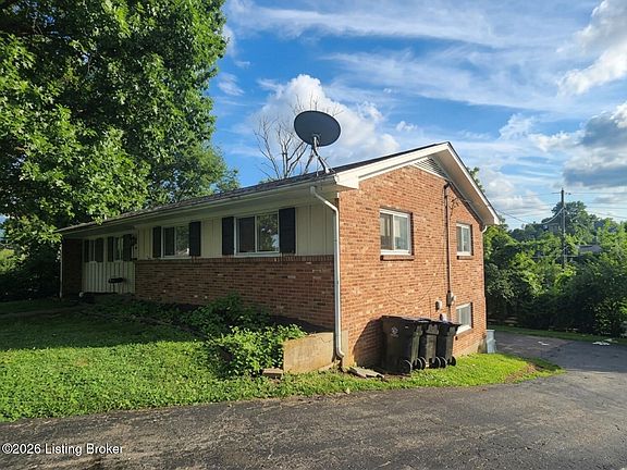 3rd image of 804 Cannonside Dr