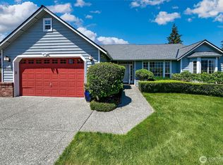 20604 Damson Rd, Lynnwood, WA 98036
