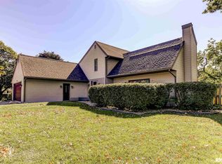 502 Doc Norris Dr, Pawnee, IL 62558