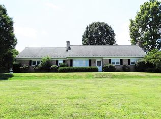 1447 Pinkerton Rd, Mount Joy, PA 17552
