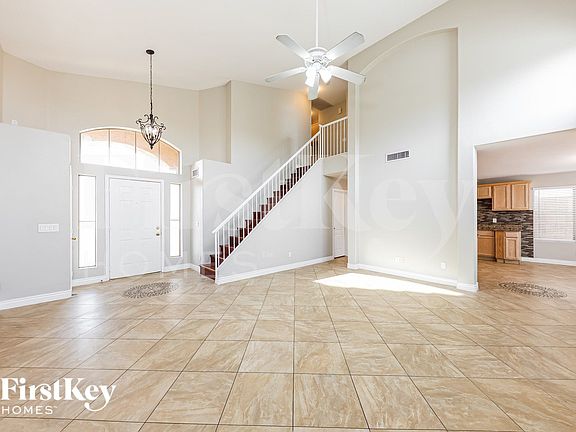 2nd image of 8222 W Voltaire Ave