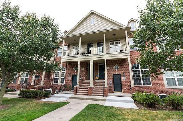 1st image of 426 Boardwalk Dr #1