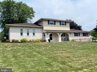 404 Raymond Ave, Hamburg, PA 19526