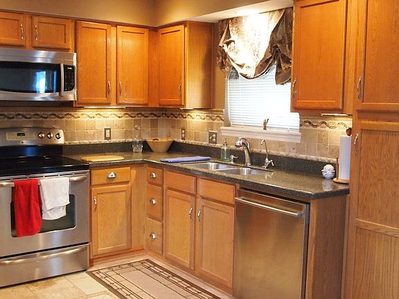 3rd image of 5450 Wilder Way