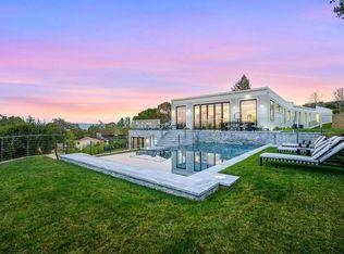 27401 Edgerton Rd, Los Altos Hills, CA 94022