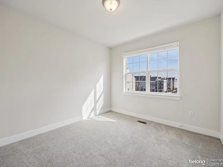 113 Fleet Ct — Photo 10