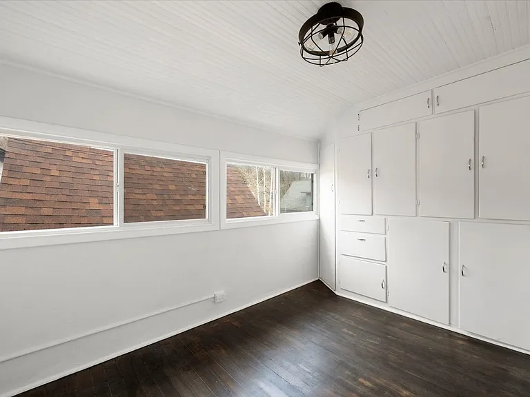 125R Ruxton Ave #2 — Photo 16