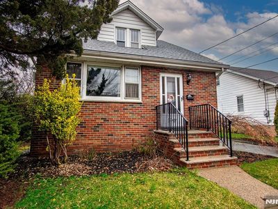 40 Coles Ave, Hackensack, NJ, 07601
