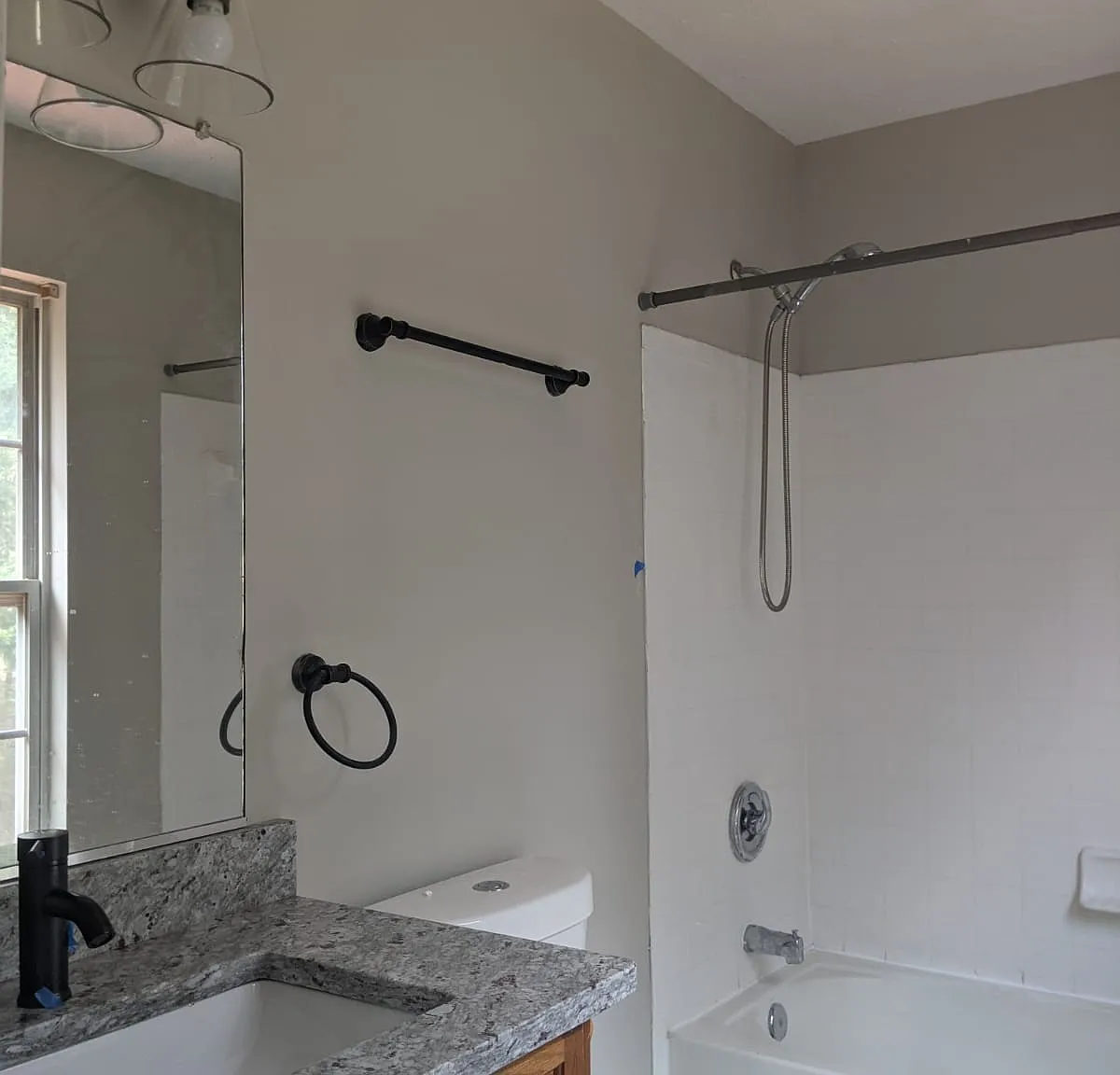 4 bed, 1690 sqft, $3,100 — Photo 3