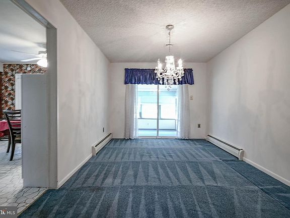 4th image of 430 Oak Ave