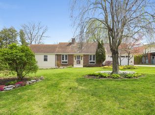 1506 Beacon Hill Rd, Lexington, KY 40504