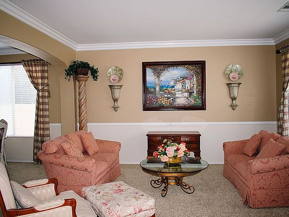 4th image of 33727 Emerald Creek Ct