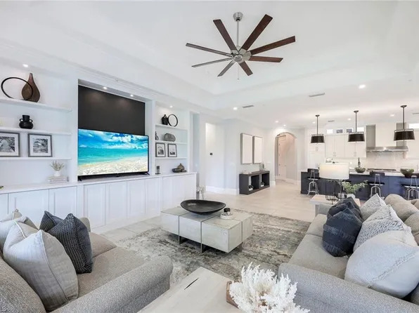 16380 Corsica WAY #201, NAPLES, FL 34110