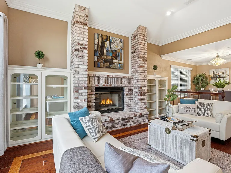1414 Columbine Way — Photo 9